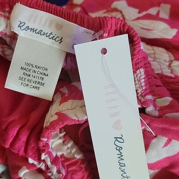 Urban Romantics pink and white top - Picture 4 of 4